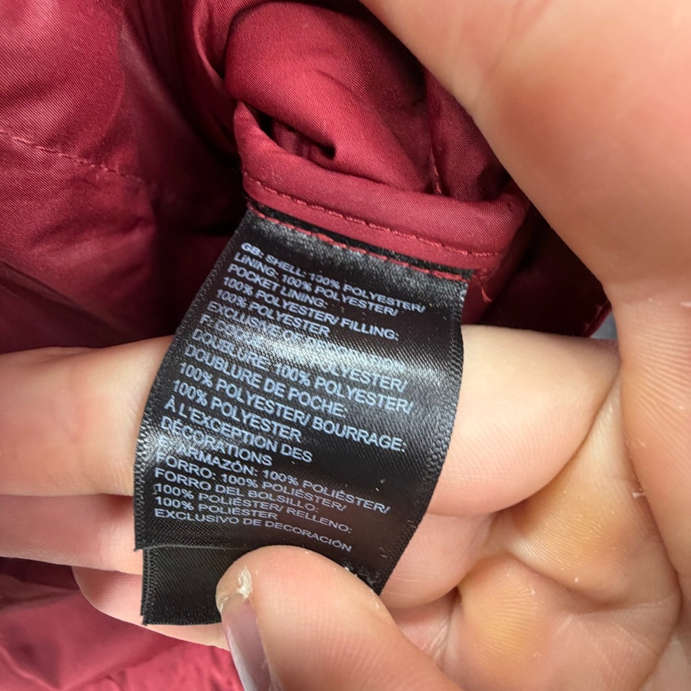 The North Face Womens Red Chevron Quilted Full Zip Puffer Jacket Size Medium - Picture 4 of 6